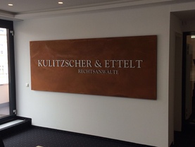 Werbeschild aus Cortenstahl